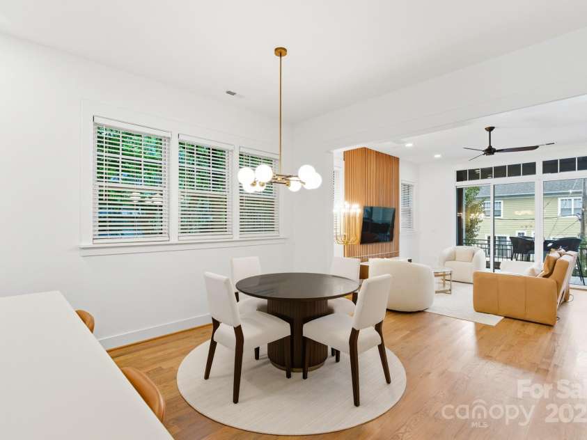 3026 Kalex Court, Charlotte, NC 28204.  MLS# CAR4309036, YatesRealty ID 18838. 