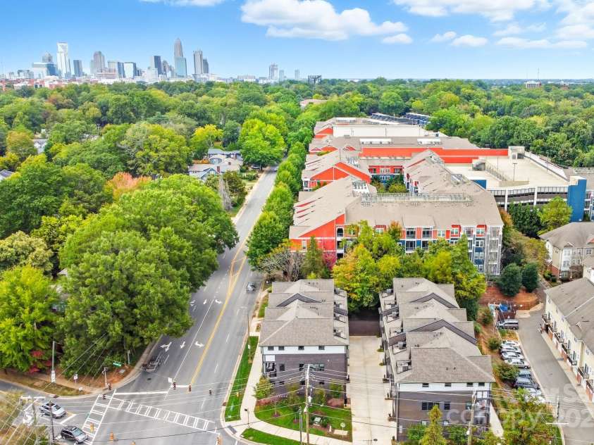 3026 Kalex Court, Charlotte, NC 28204.  MLS# CAR4309036, YatesRealty ID 18838. 