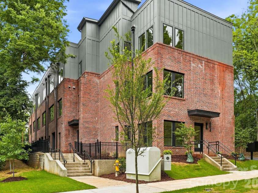 604 16th Street, Charlotte, NC 28206.  MLS# CAR4246923, YatesRealty ID 1884. 