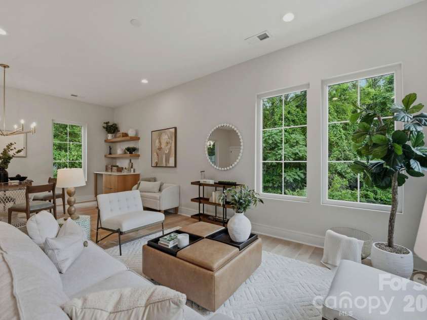 604 16th Street, Charlotte, NC 28206.  MLS# CAR4246923, YatesRealty ID 1884. 