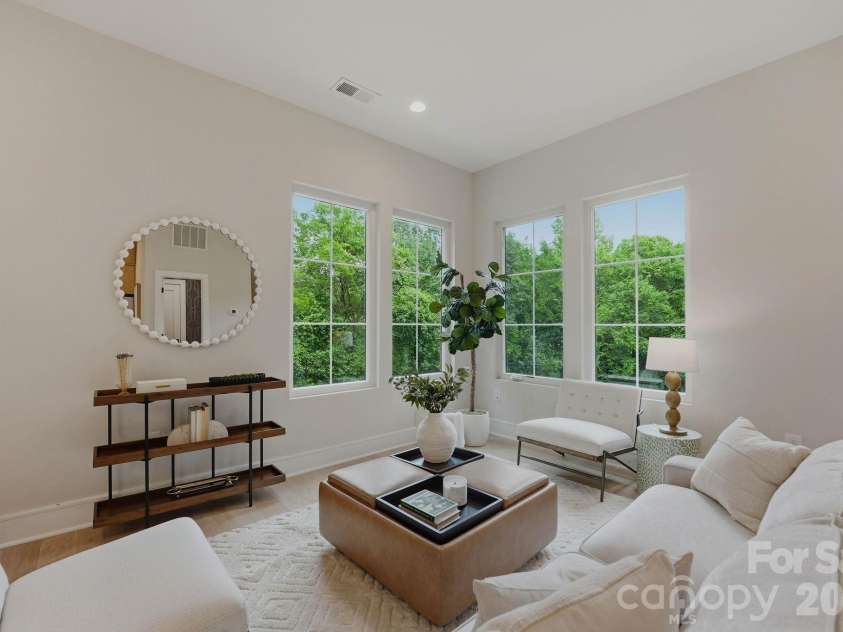 604 16th Street, Charlotte, NC 28206.  MLS# CAR4246923, YatesRealty ID 1884. 