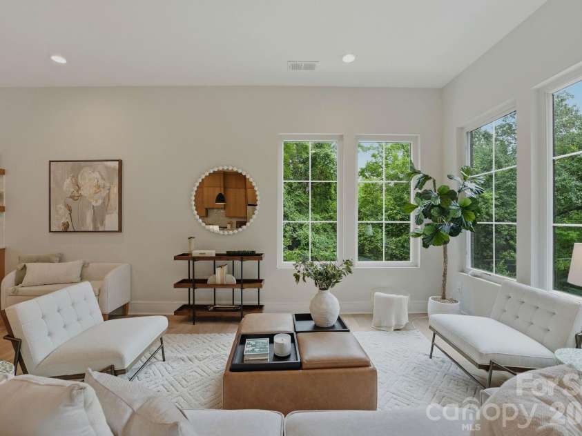 604 16th Street, Charlotte, NC 28206.  MLS# CAR4246923, YatesRealty ID 1884. 