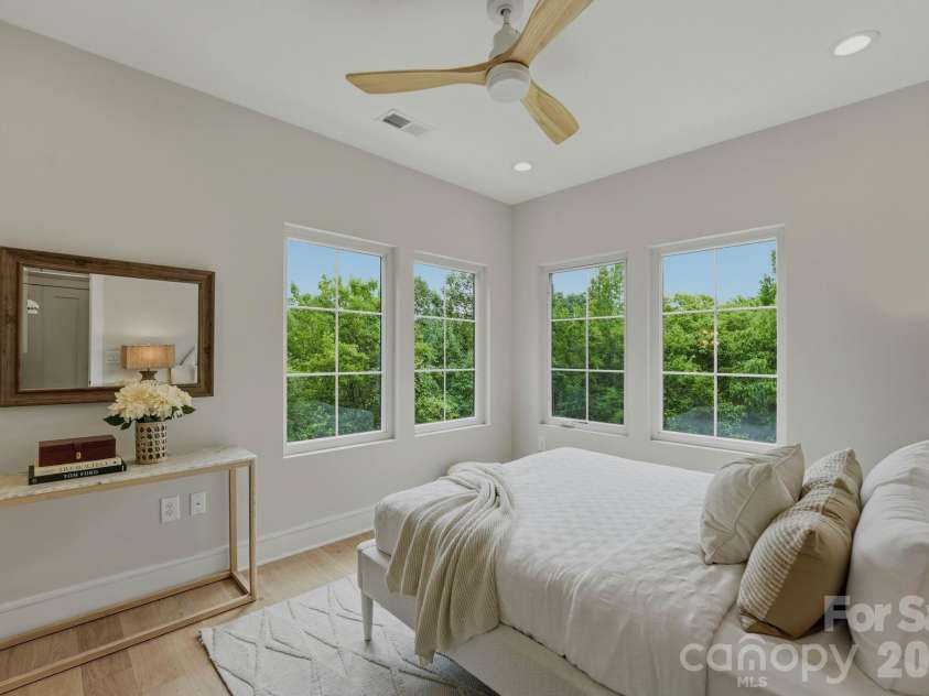 604 16th Street, Charlotte, NC 28206.  MLS# CAR4246923, YatesRealty ID 1884. Guest bedroom 
