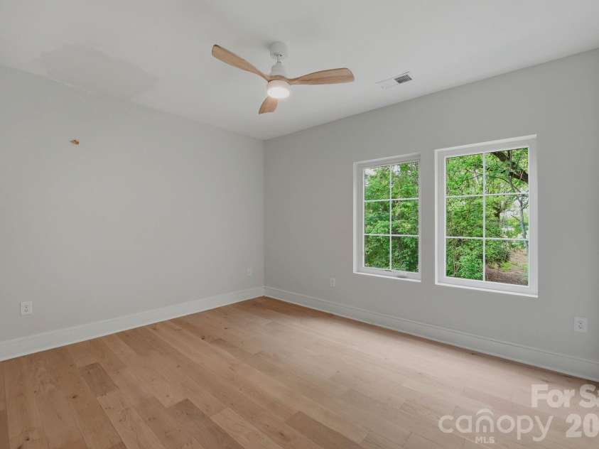 604 16th Street, Charlotte, NC 28206.  MLS# CAR4246923, YatesRealty ID 1884. Guest bedroom