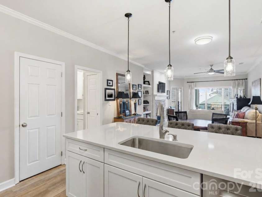 18824 Nautical Drive, Cornelius, NC 28031.  MLS# CAR4335097, YatesRealty ID 18840. 