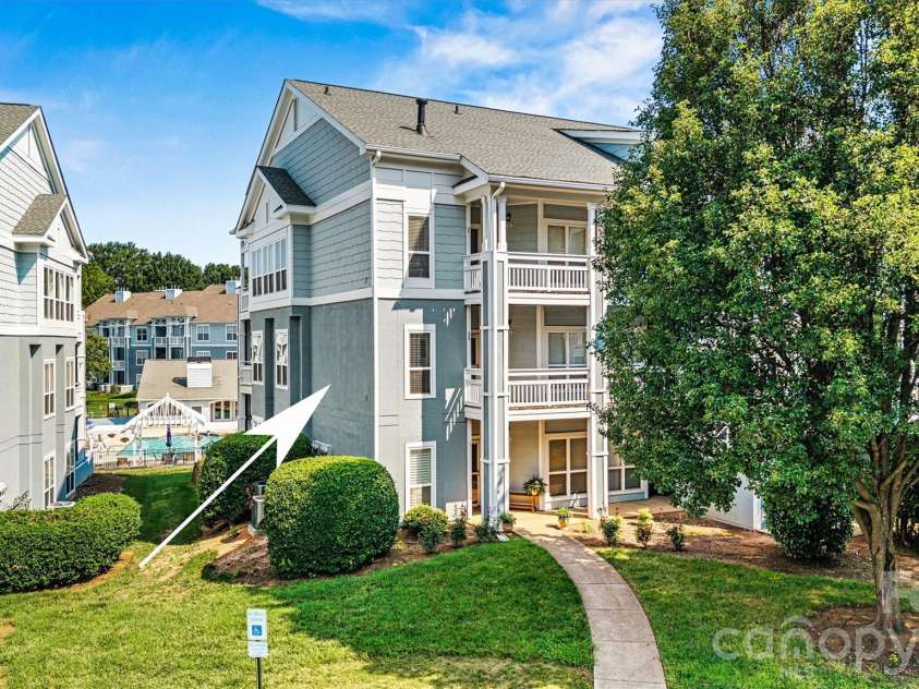 18824 Nautical Drive, Cornelius, NC 28031.  MLS# CAR4406934, YatesRealty ID 18840. 