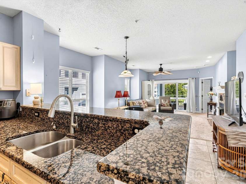 18824 Nautical Drive, Cornelius, NC 28031.  MLS# CAR4406934, YatesRealty ID 18840. 