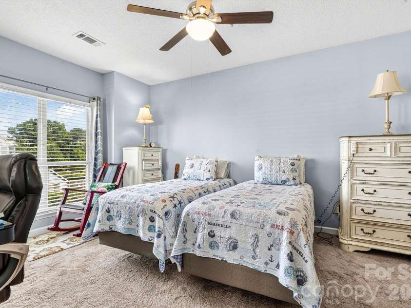 18824 Nautical Drive, Cornelius, NC 28031.  MLS# CAR4406934, YatesRealty ID 18840. 