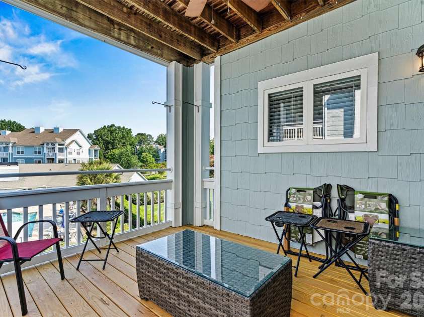 18824 Nautical Drive, Cornelius, NC 28031.  MLS# CAR4406934, YatesRealty ID 18840. 