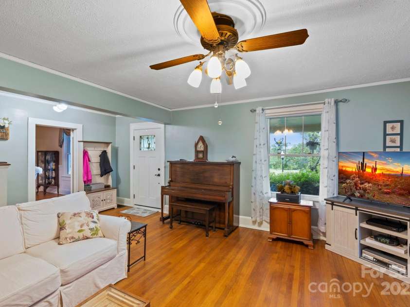 3471 & 3473 Chimney Rock Road, Hendersonville, NC 28792.  MLS# CAR4265004, YatesRealty ID 18841. Living Room