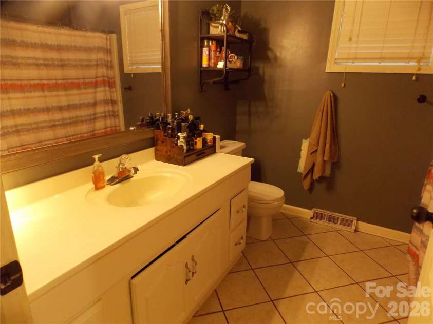 4268 Hartland Road, Lenoir, NC 28645.  MLS# CAR4367296, YatesRealty ID 18842. 