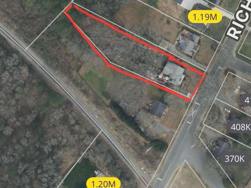 1419 Richland Drive, Charlotte, NC 28205.  MLS# CAR4269878, YatesRealty ID 18843. 