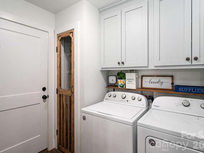 2486 Rock Dam Road, Lincolnton, NC 28092.  MLS# CAR4335118, YatesRealty ID 18846. Laundry