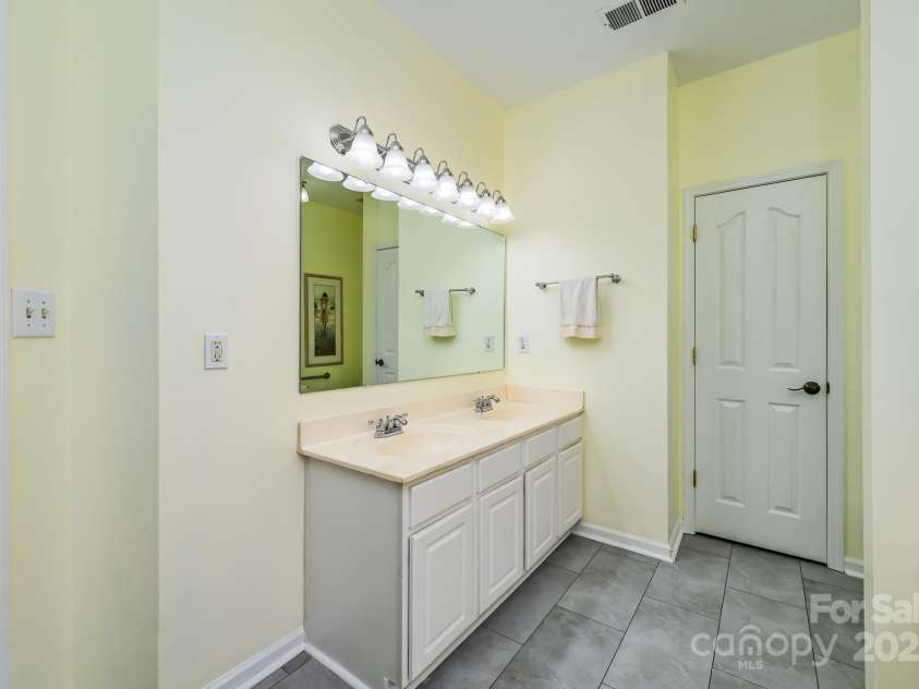 13402 McCoy Road, Huntersville, NC 28078.  MLS# CAR4268753, YatesRealty ID 18849. 