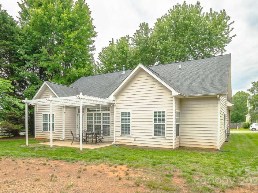 13402 McCoy Road, Huntersville, NC 28078.  MLS# CAR4268753, YatesRealty ID 18849. 