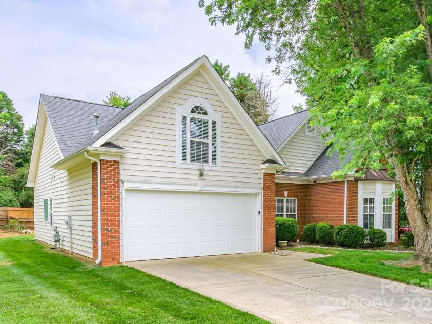 13402 McCoy Road, Huntersville, NC 28078.  MLS# CAR4268753, YatesRealty ID 18849. 