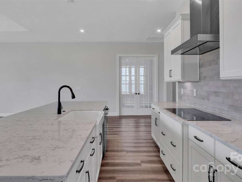 1039 Rabbit Hill Lane, Monroe, NC 28110.  MLS# CAR4222006, YatesRealty ID 1885. Kitchen