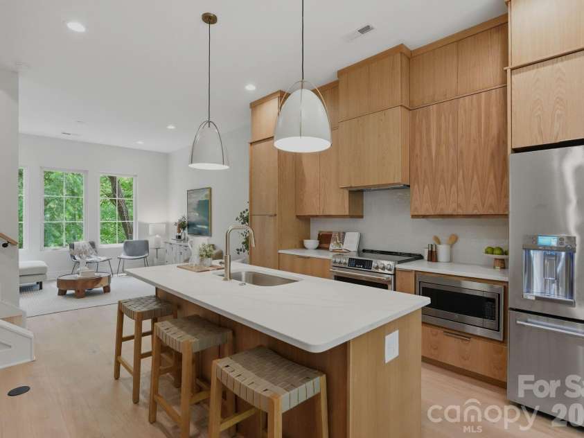608 16th Street, Charlotte, NC 28206.  MLS# CAR4278207, YatesRealty ID 1885. 