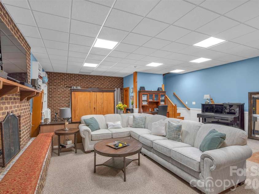 105 Winchester Drive, Shelby, NC 28152.  MLS# CAR4375983, YatesRealty ID 18850. Finished basement