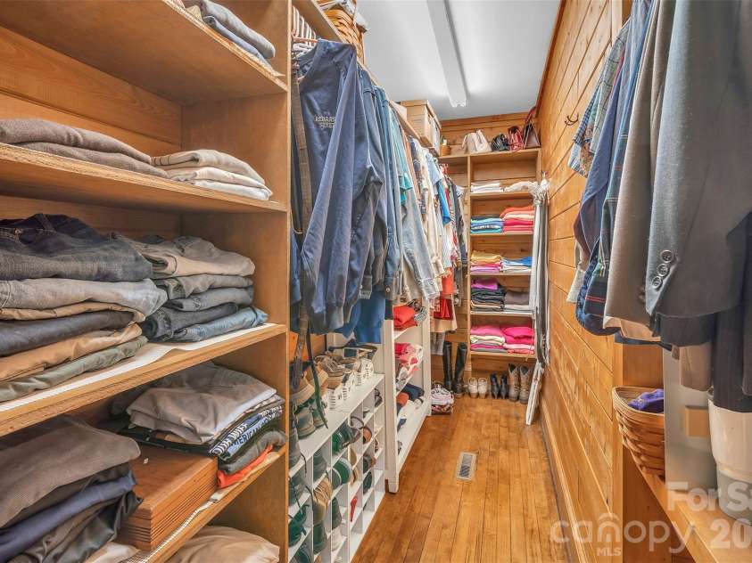 105 Winchester Drive, Shelby, NC 28152.  MLS# CAR4375983, YatesRealty ID 18850. Primary bedroom walk in closet