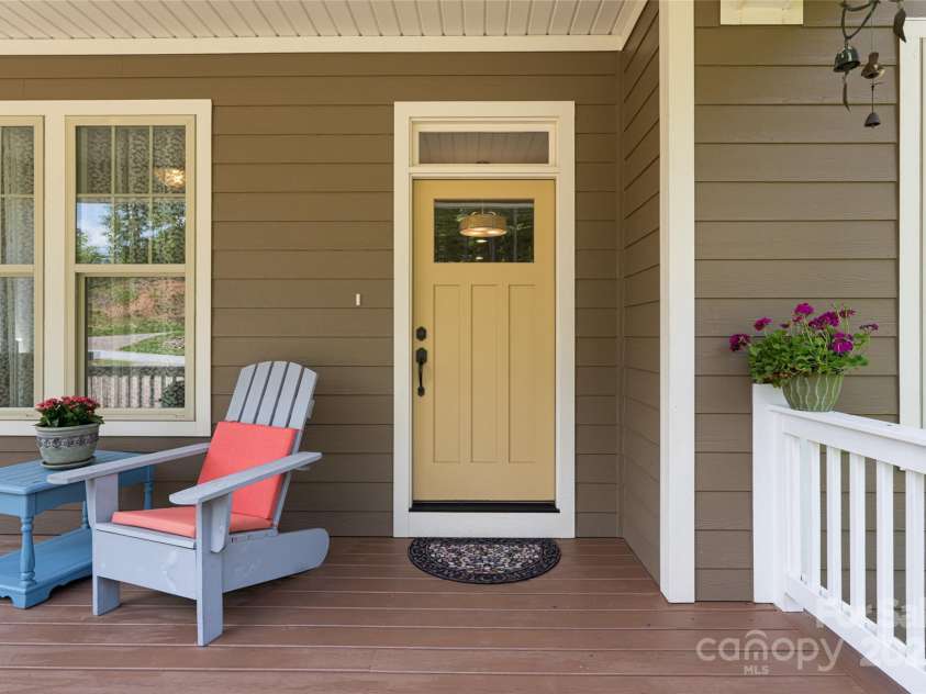 91 Greenwells Glory Drive, Biltmore Lake, NC 28715.  MLS# CAR4265929, YatesRealty ID 18851. 