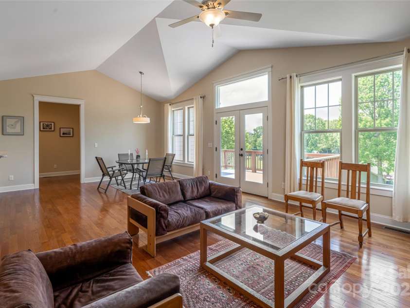 91 Greenwells Glory Drive, Biltmore Lake, NC 28715.  MLS# CAR4265929, YatesRealty ID 18851. 