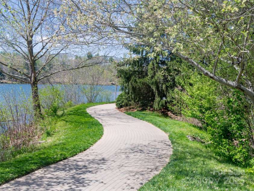 91 Greenwells Glory Drive, Biltmore Lake, NC 28715.  MLS# CAR4265929, YatesRealty ID 18851. 