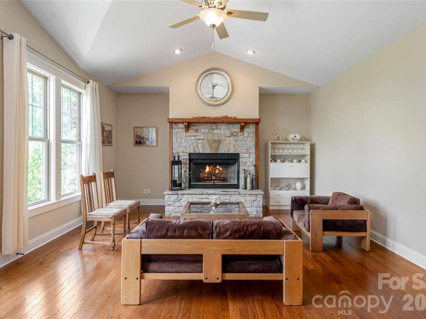 91 Greenwells Glory Drive, Biltmore Lake, NC 28715.  MLS# CAR4265929, YatesRealty ID 18851. 