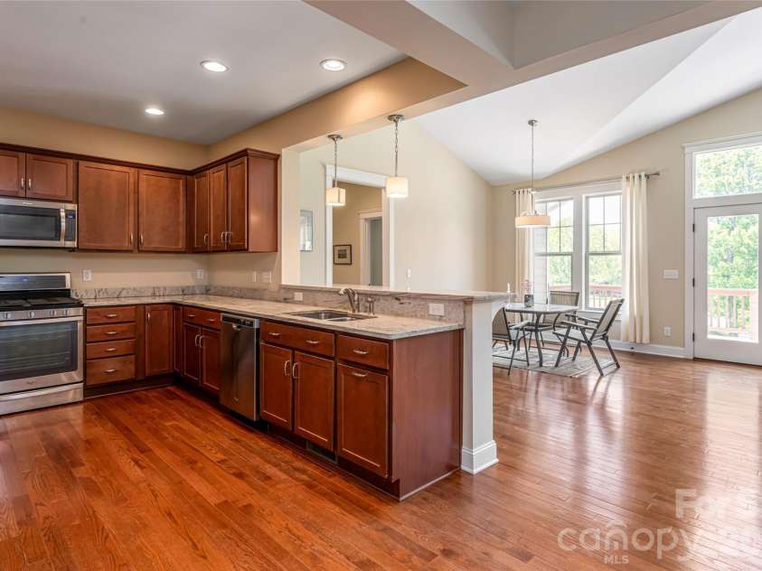 91 Greenwells Glory Drive, Biltmore Lake, NC 28715.  MLS# CAR4265929, YatesRealty ID 18851. 