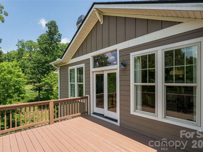 91 Greenwells Glory Drive, Biltmore Lake, NC 28715.  MLS# CAR4265929, YatesRealty ID 18851. 