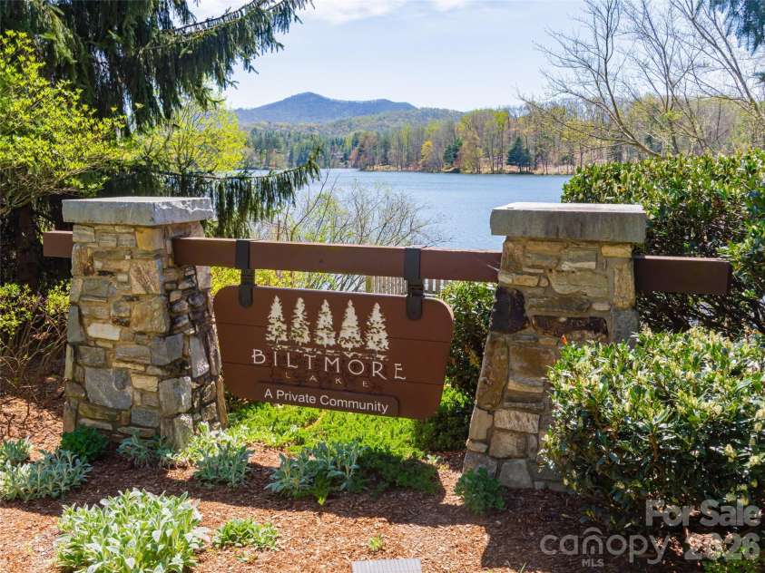 91 Greenwells Glory Drive, Biltmore Lake, NC 28715.  MLS# CAR4265929, YatesRealty ID 18851. 
