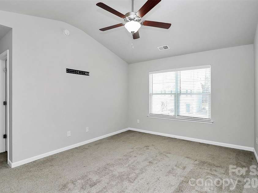 7113 Somerford Road, Charlotte, NC 28215.  MLS# CAR4344906, YatesRealty ID 18852. 