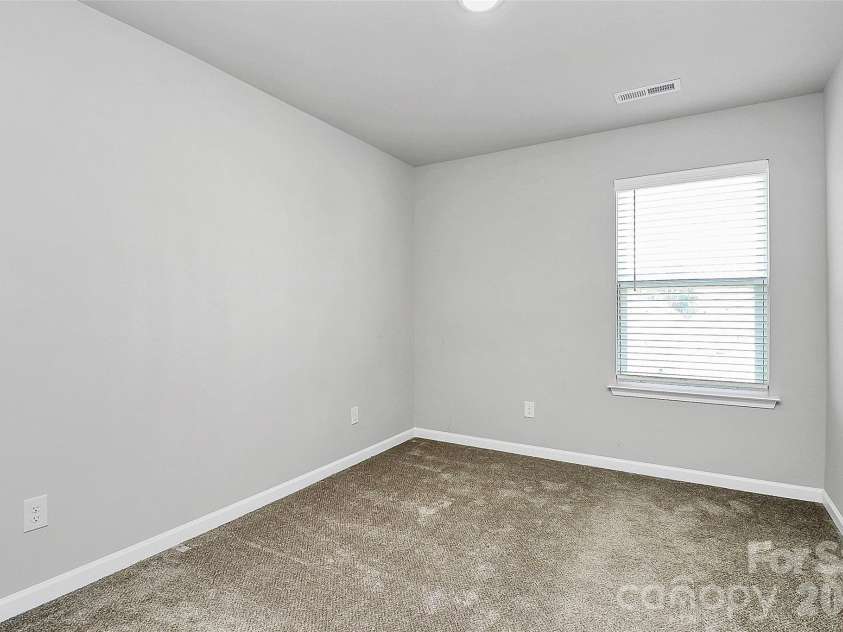 7113 Somerford Road, Charlotte, NC 28215.  MLS# CAR4344906, YatesRealty ID 18852. 