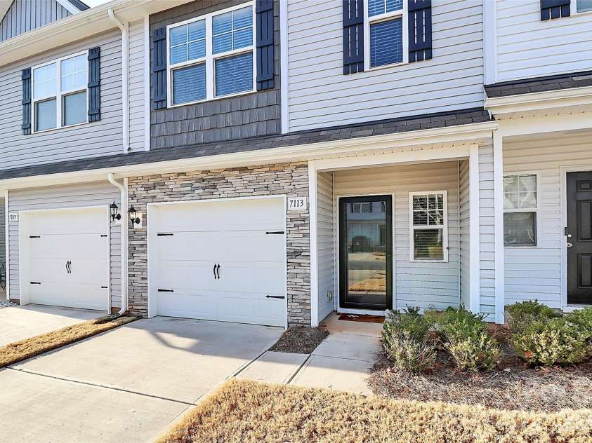 7113 Somerford Road, Charlotte, NC 28215.  MLS# CAR4344906, YatesRealty ID 18852. 