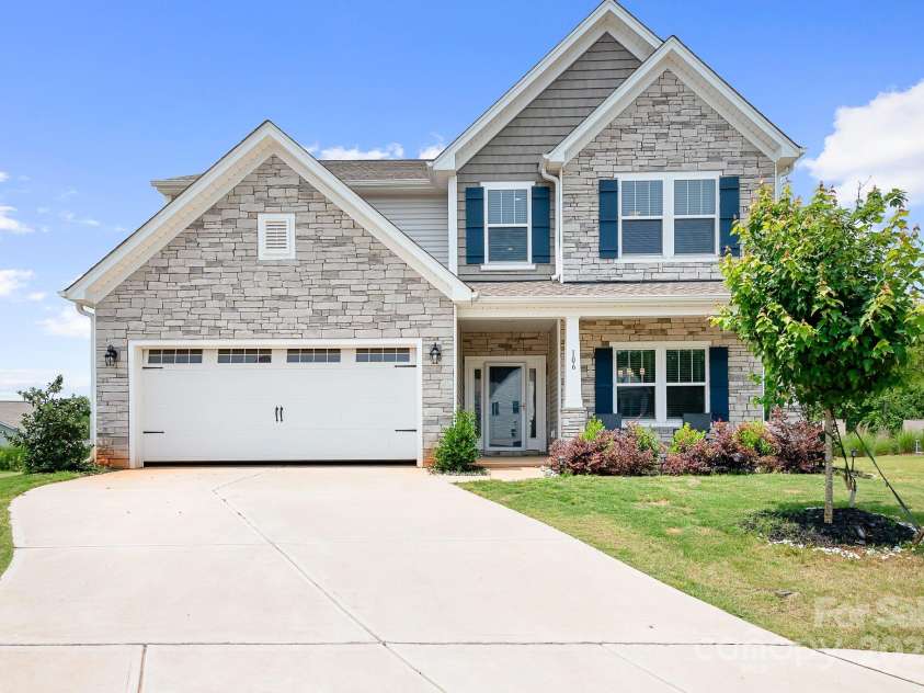 106 Tuppy Court, Statesville, NC 28625.  MLS# CAR4268805, YatesRealty ID 18853. 