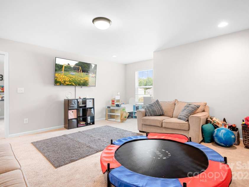 106 Tuppy Court, Statesville, NC 28625.  MLS# CAR4268805, YatesRealty ID 18853. Bonus room