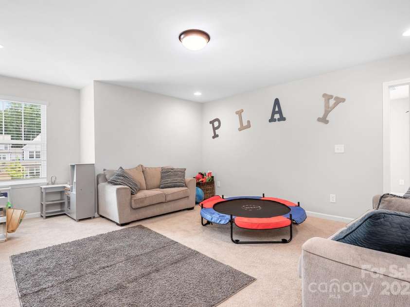 106 Tuppy Court, Statesville, NC 28625.  MLS# CAR4268805, YatesRealty ID 18853. Bonus room