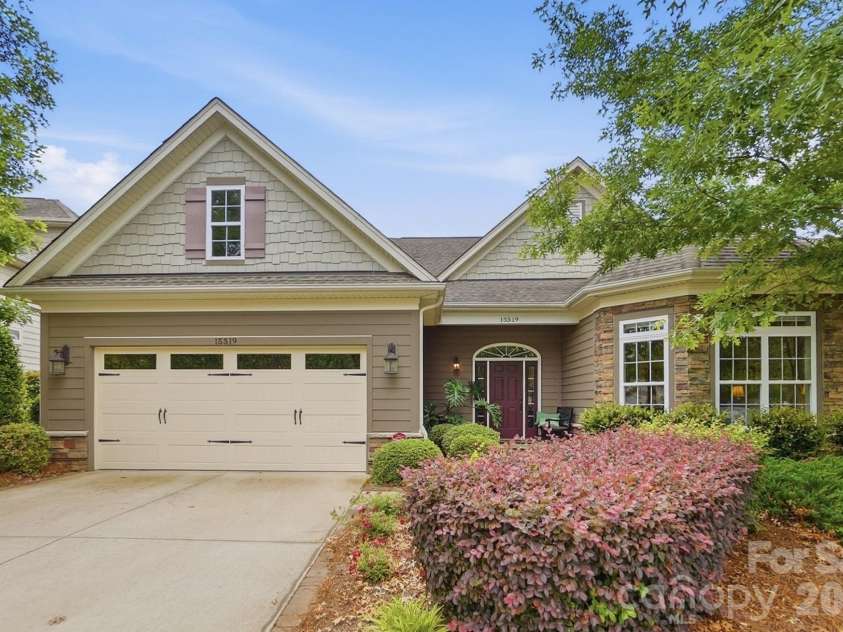 15519 Lake Ridge Road, Charlotte, NC 28278.  MLS# CAR4376472, YatesRealty ID 18853. 