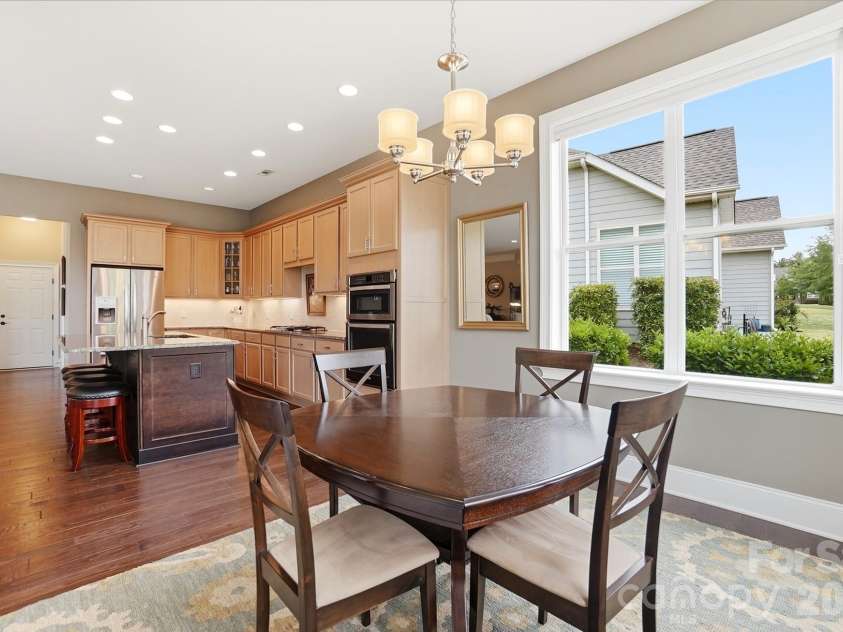 15519 Lake Ridge Road, Charlotte, NC 28278.  MLS# CAR4376472, YatesRealty ID 18853. 