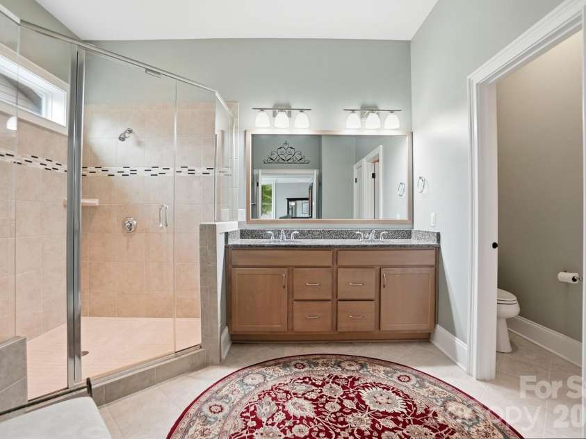15519 Lake Ridge Road, Charlotte, NC 28278.  MLS# CAR4376472, YatesRealty ID 18853. 