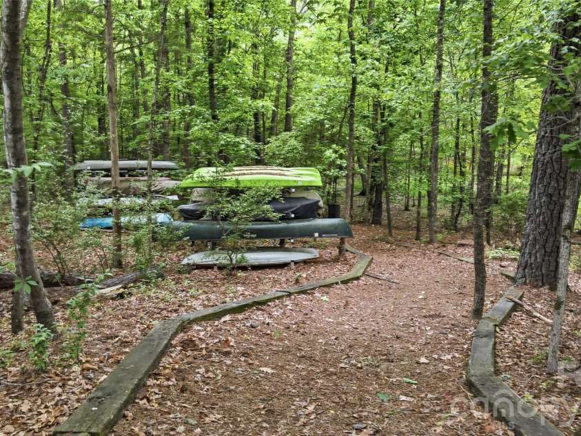 15519 Lake Ridge Road, Charlotte, NC 28278.  MLS# CAR4376472, YatesRealty ID 18853. 