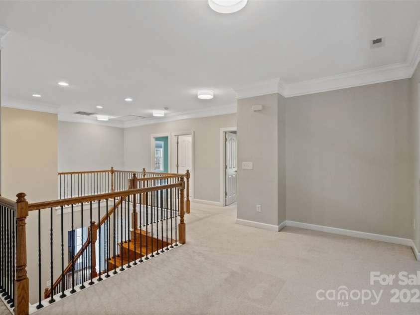 1812 Mill Chase Lane, Waxhaw, NC 28173.  MLS# CAR4270179, YatesRealty ID 18854. Loft 2