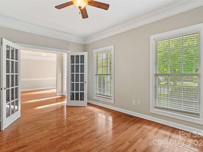 1812 Mill Chase Lane, Waxhaw, NC 28173.  MLS# CAR4270179, YatesRealty ID 18854. Office 2