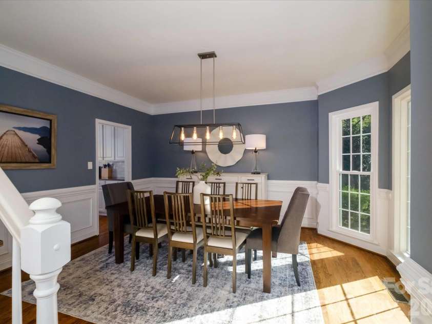 3570 Weddington Oaks Drive, Matthews, NC 28104.  MLS# CAR4356271, YatesRealty ID 18854. 
