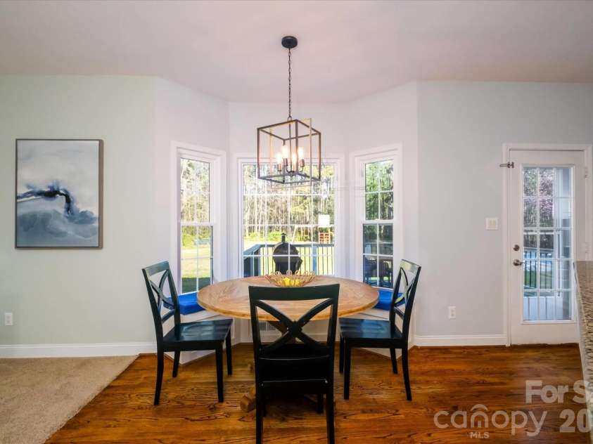 3570 Weddington Oaks Drive, Matthews, NC 28104.  MLS# CAR4356271, YatesRealty ID 18854. 