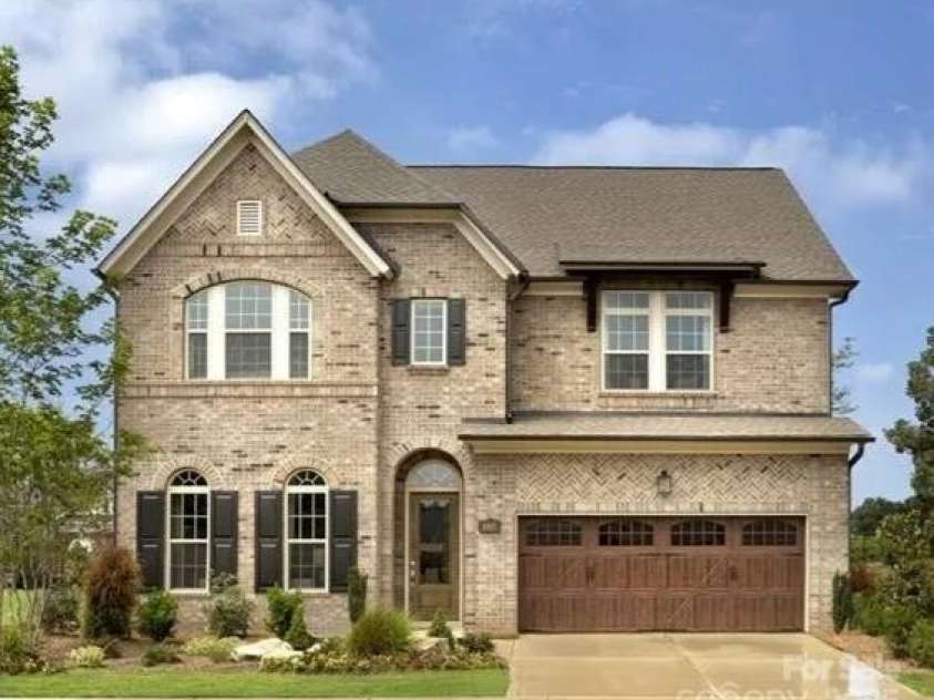 6510 Honeymeade Circle, Charlotte, NC 28277.  MLS# CAR4264502, YatesRealty ID 18855. 