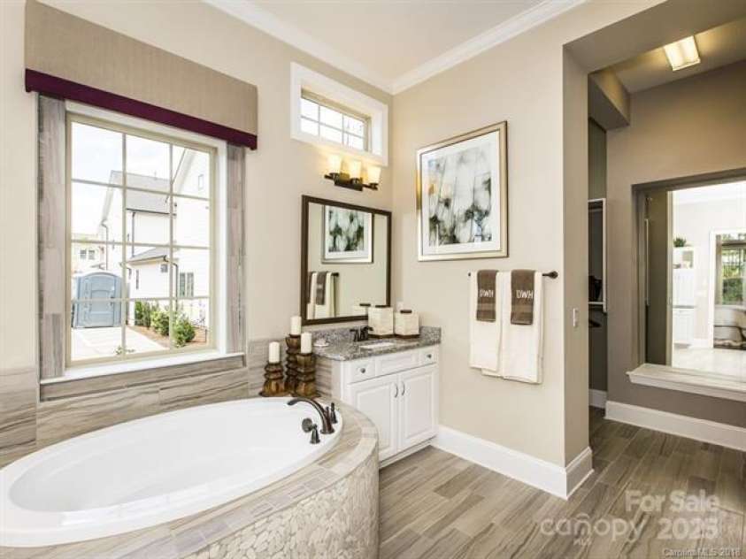 6510 Honeymeade Circle, Charlotte, NC 28277.  MLS# CAR4264502, YatesRealty ID 18855. 