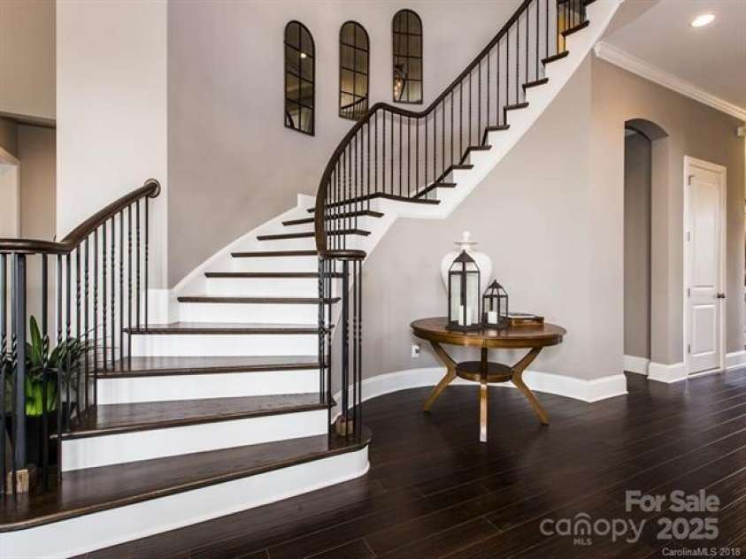 6510 Honeymeade Circle, Charlotte, NC 28277.  MLS# CAR4264502, YatesRealty ID 18855. 