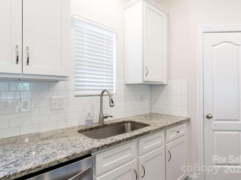 679 Cape Fear Street, Fort Mill, SC 29715.  MLS# CAR4265382, YatesRealty ID 18856. 