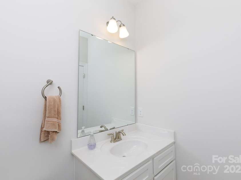 679 Cape Fear Street, Fort Mill, SC 29715.  MLS# CAR4265382, YatesRealty ID 18856. 